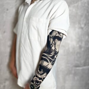 ساق دست مردانه طرح تتو طرح ترند چشم و ساعت